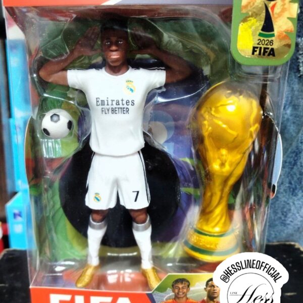 فیگور فوتبالیست با جام